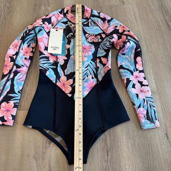 NWT BILLABONG Women's 2/2 Salty Dayz Spring Suit Size‎ X-Small US 2 - Picture 3 of 10